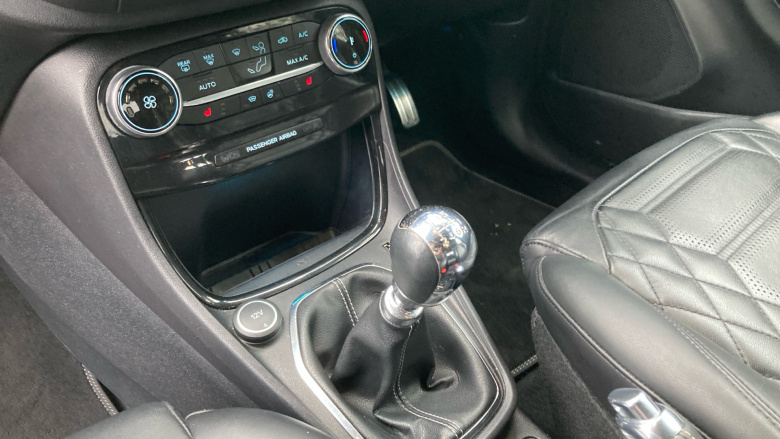 Ford Puma 1.0 EcoBoost Hybrid mHEV 155 ST-Line Vignale 5dr Petrol Hatchback